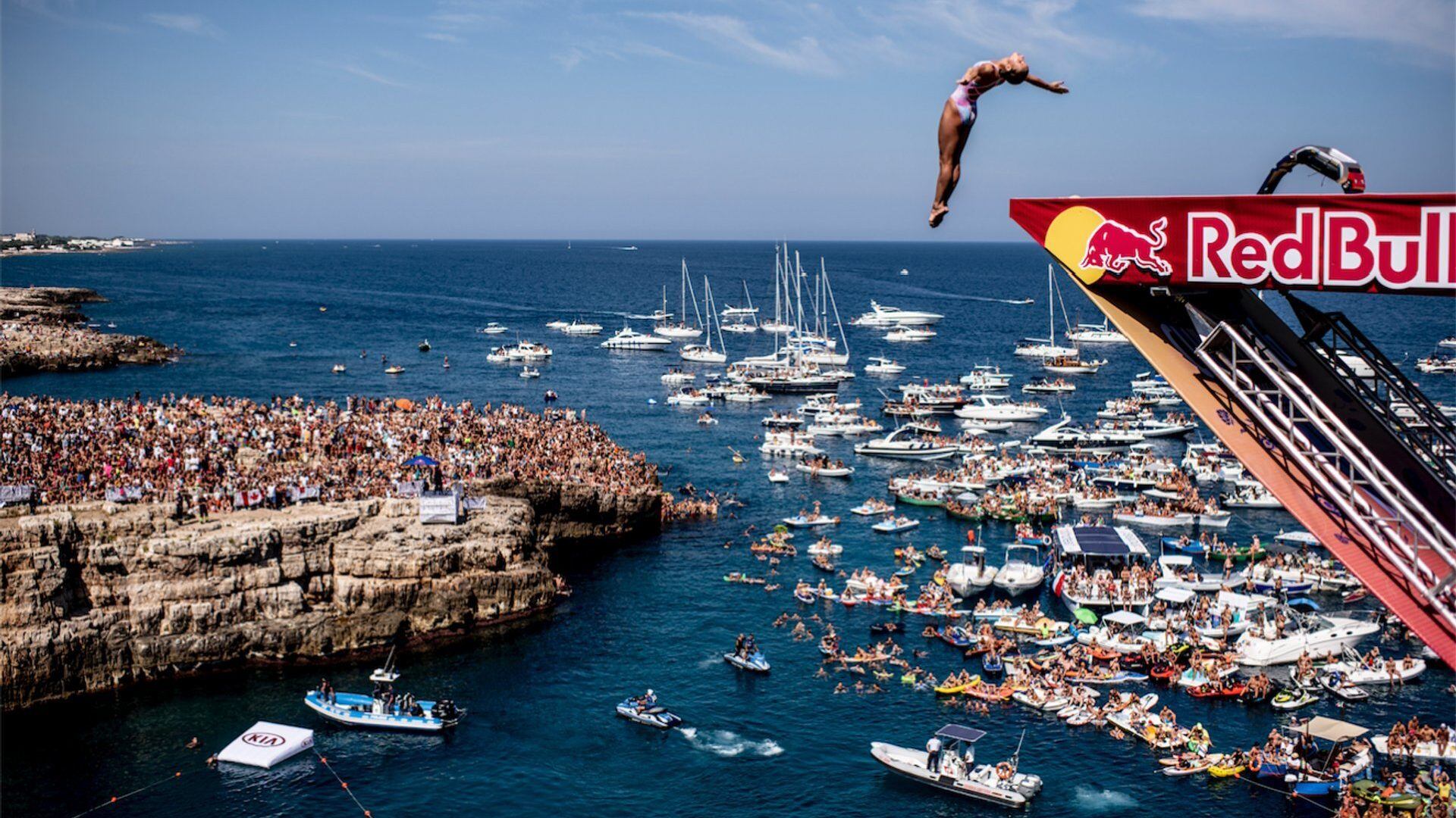 Red Bull Cliff Daving
