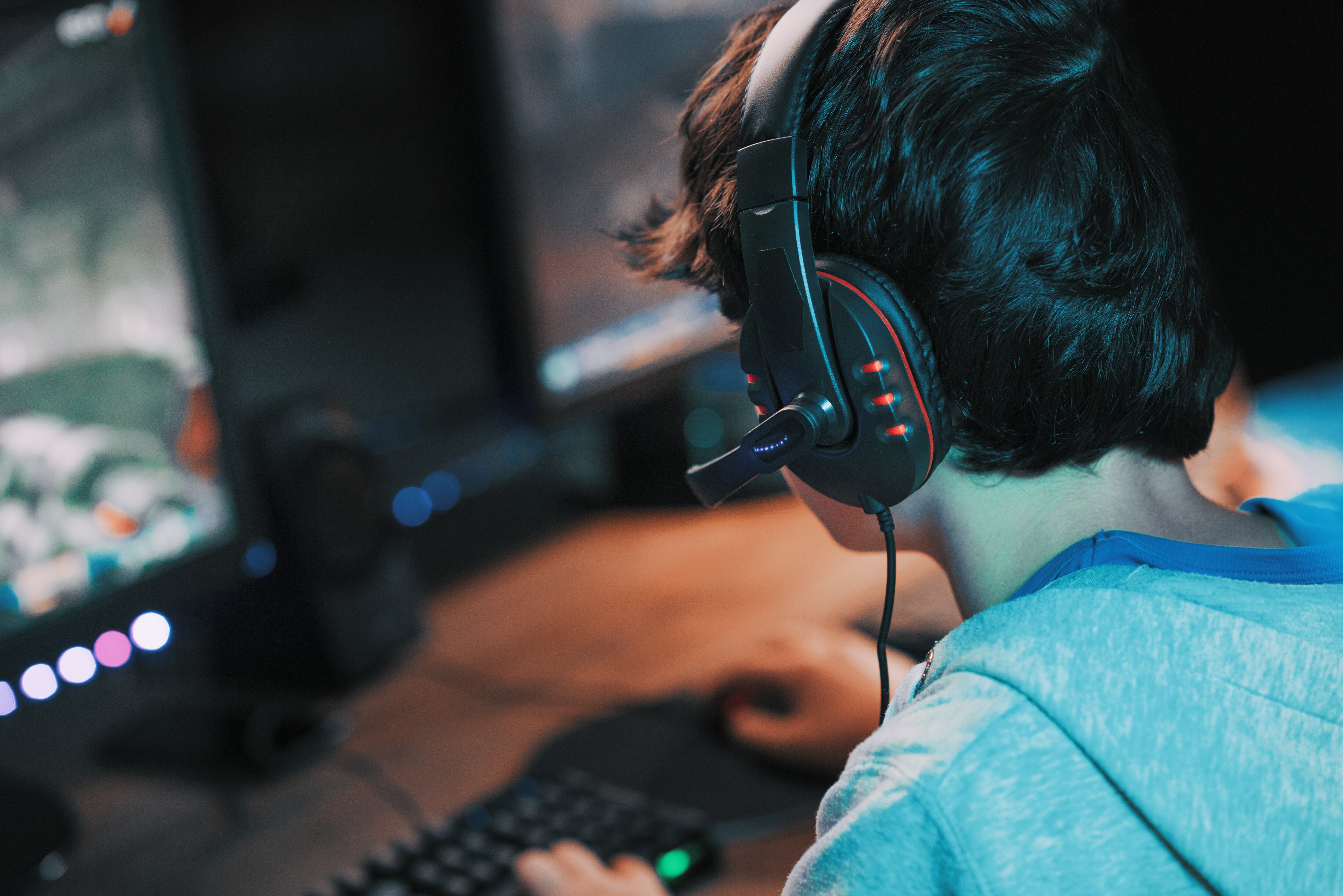 Roblox, Minecraft y juegos online: estos son los peligrosos riesgos que deben conocer los padres