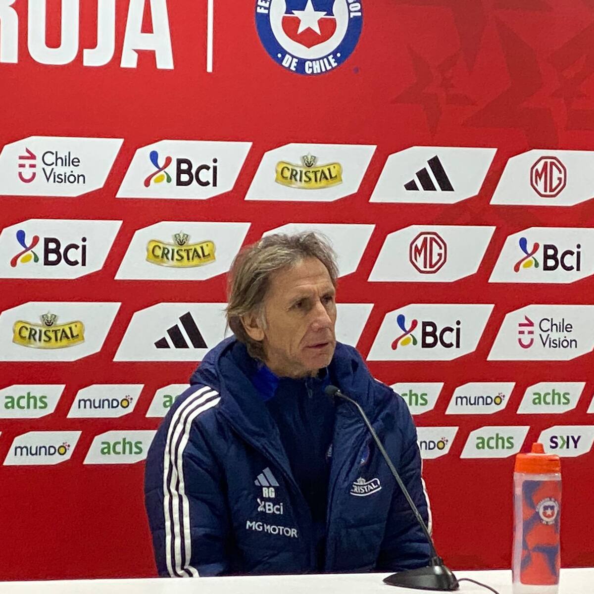 Chile ya tiene nómina para jugar con Argentina y Bolivia en Eliminatorias: estos son los citados por Ricardo Gareca