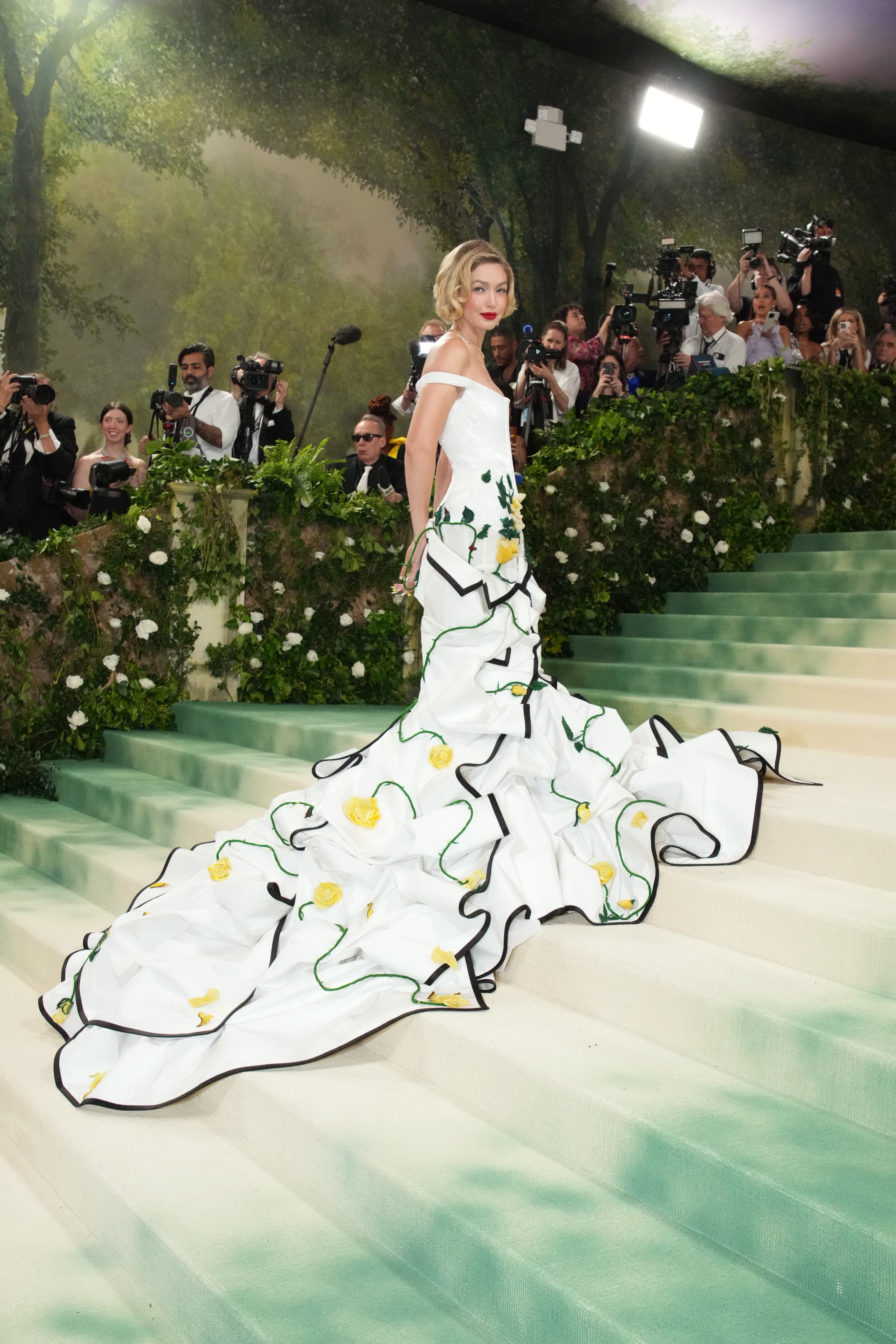 NEW YORK, NEW YORK - MAY 06: Gigi Hadid attends The 2024 Met Gala Celebrating "Sleeping Beauties: Reawakening Fashion" at The Metropolitan Museum of Art on May 06, 2024 in New York City. (Photo by Jeff Kravitz/FilmMagic)