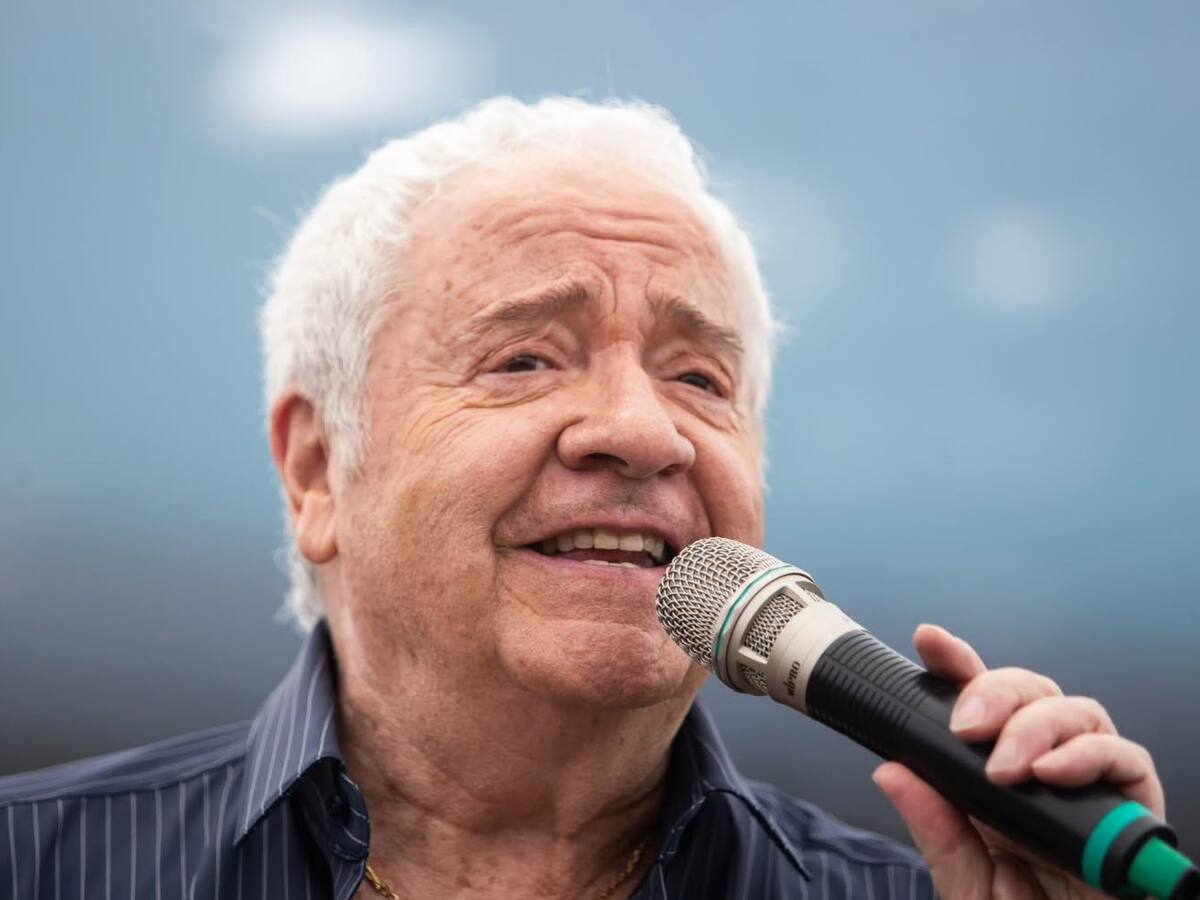 “Canto para todo tipo de personas”: Pollo Fuentes se desmarca de Zúmbale Primo por shows en cierres de campañas