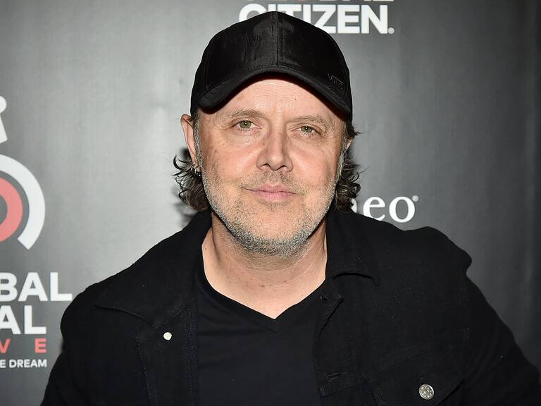 Tenía 14 meses de edad: Lars Ulrich encontró su primer pasaporte y lo compartió en Instagram