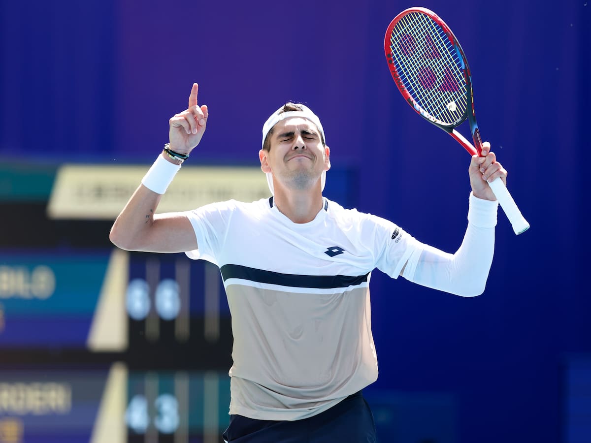 Alejandro Tabilo da otro golpe en Chengdú: elimina al 30° del mundo y queda a un paso de volver al top 100