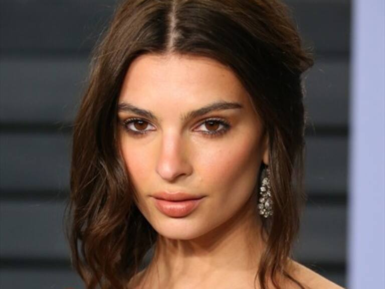 Emily Ratajkowski posó desnuda para su esposo y dejó contentos a sus fans