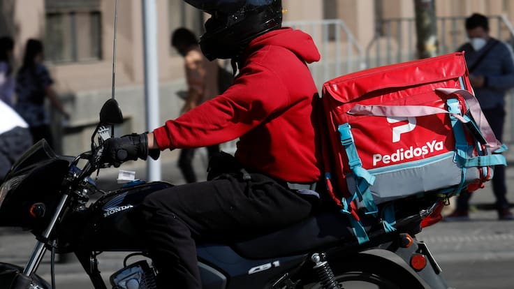 “Nos bajan la tarifa por antojo”: vocero de paro de repartidores de PedidosYa explica razones de la movilización