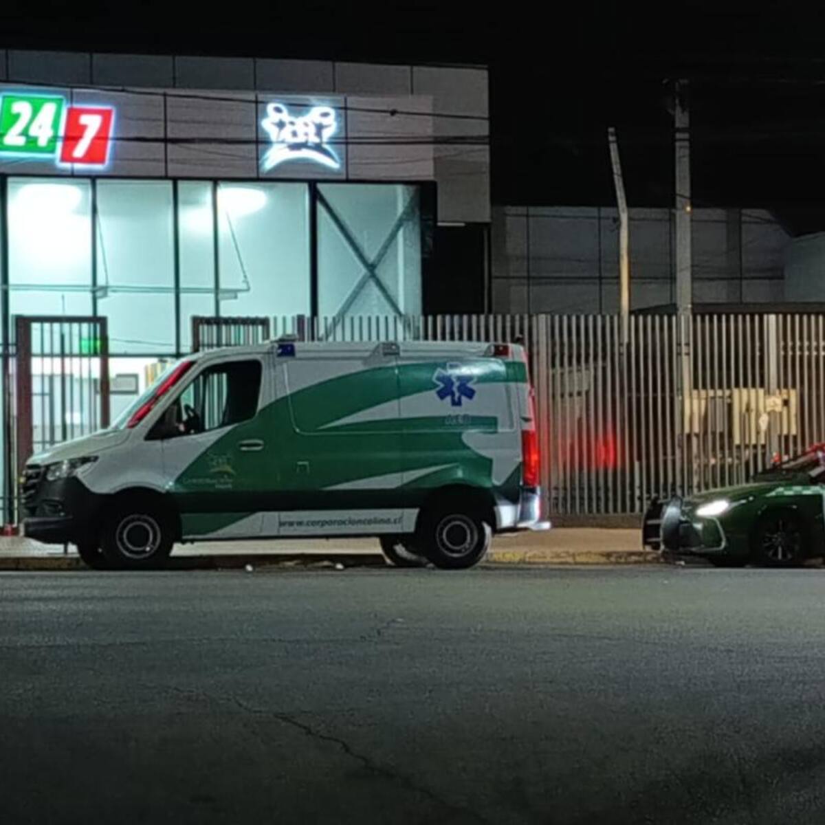 Vecino muere apuñalado en Colina tras violenta disputa por ruidos molestos