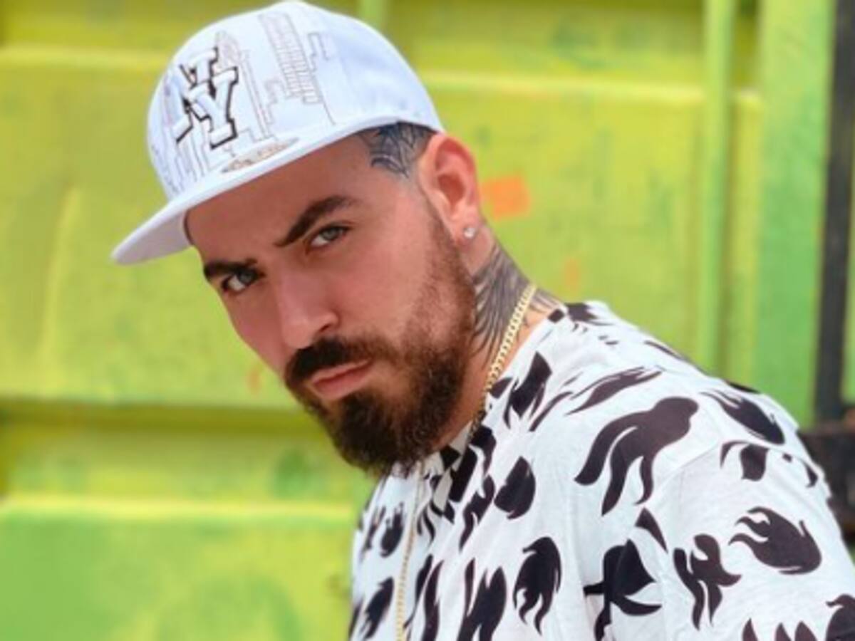 «Idénticos»: Sargento Rap evidenció lo grande que está su bebé en Instagram