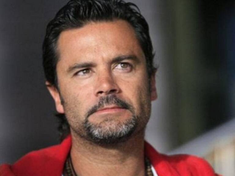 «No fue Nano Calderón»: Periodista que escribió libro sobre Felipe Camiroaga aclaró teoría sobre incendio en la casa del animador