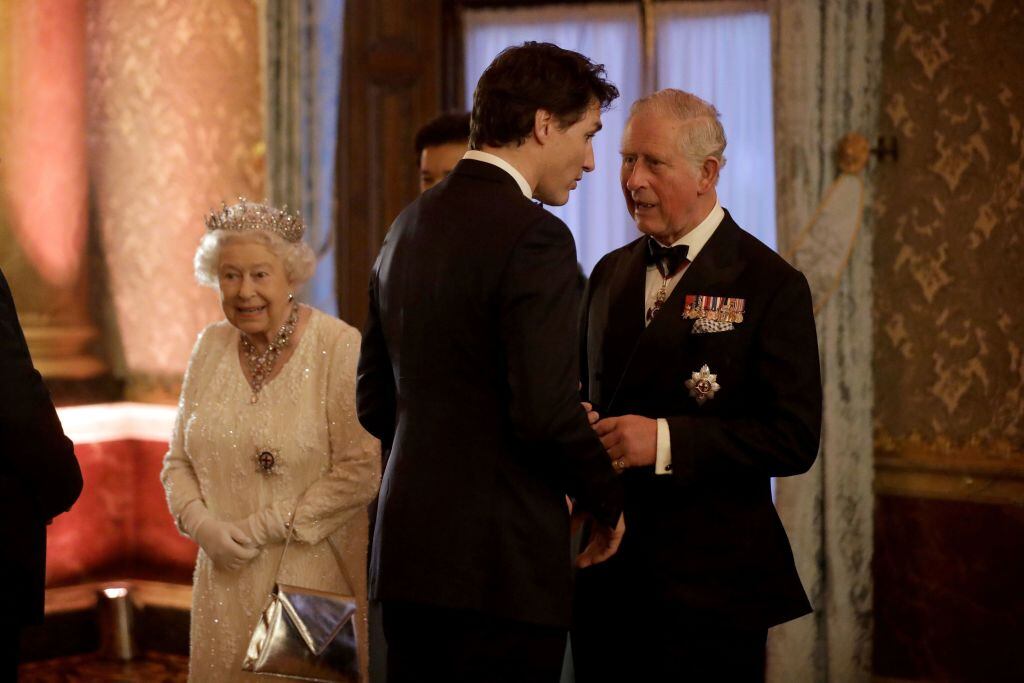 Justin Trudeau reunido con la realeza británica