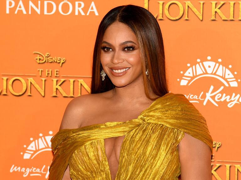Beyoncé causó furor entre sus fanáticos con sus explosivas portadas para Vogue