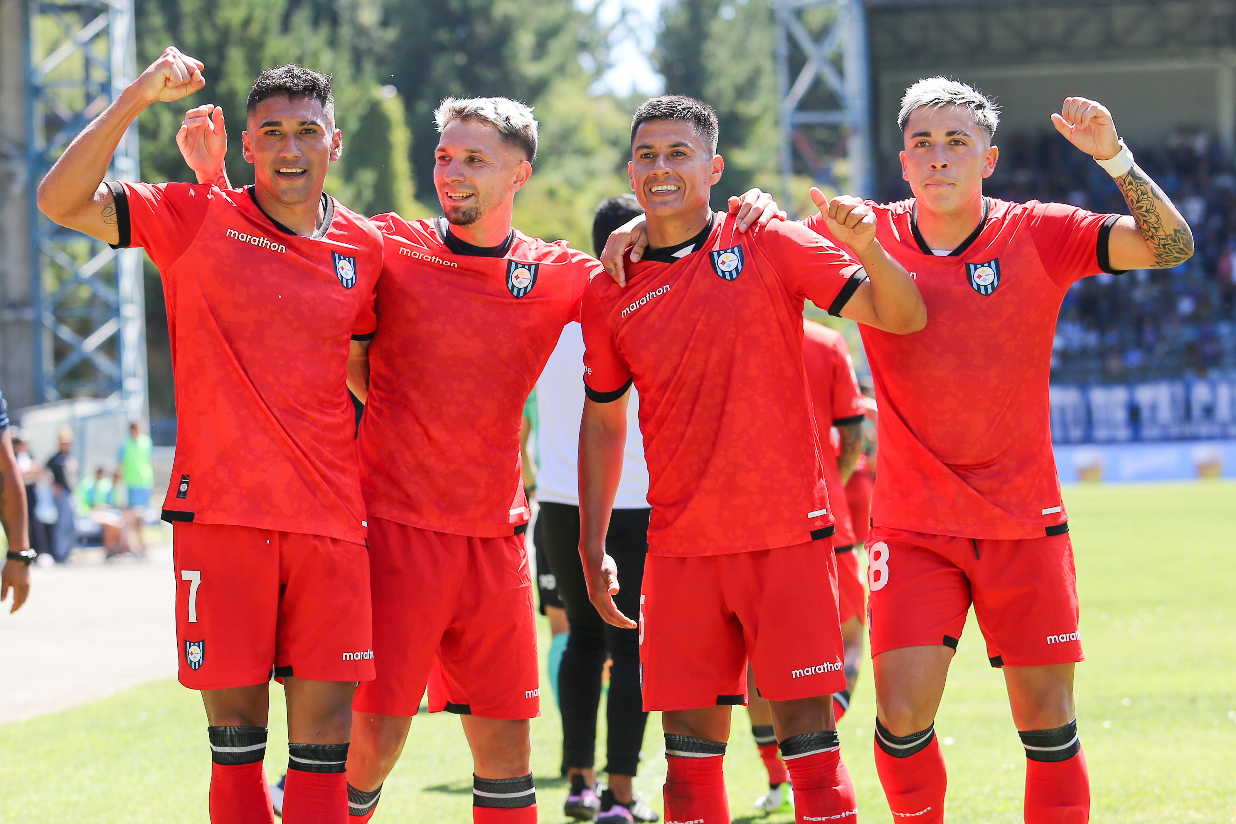 Huachipato goleó a Everton y toma vuelo en el Campeonato Nacional | Agencia Uno