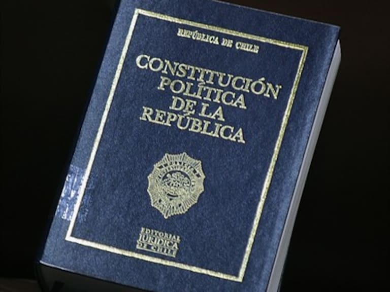 Revisa cómo leer la Constitución gratuitamente