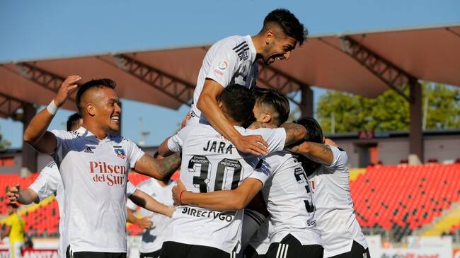 17 de Febrero del 2021/TALCAPablo Solari(c) celebra su primer gol y el 1 a 0 de Colo Colo ,durante el partido del descenso del Campeonato Nacional AFP PlanVital 2020, entre Colo Colo vs Universidad de Concepcion, disputado en el Estadio Fiscal de Talca.
FOTO:FRANCISCO LONGA/AGENCIAUNO