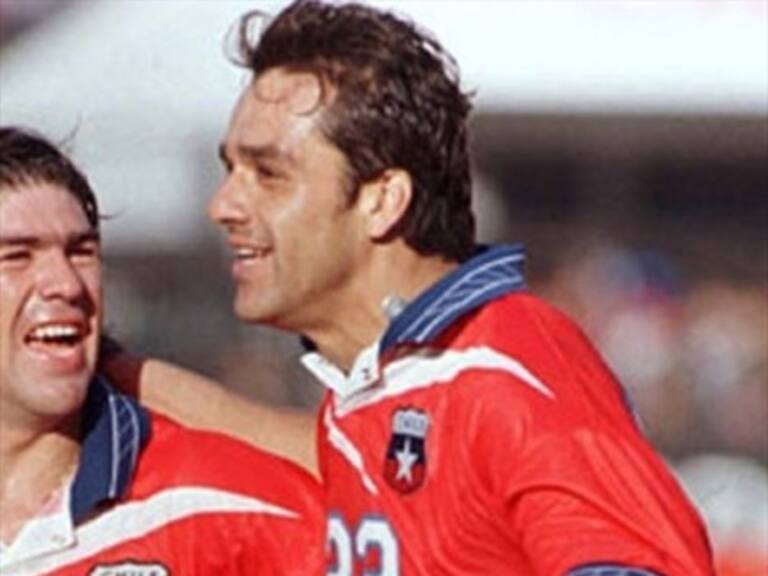 Candonga Carreño integra libro sobre los futbolistas más fascinantes de la historia