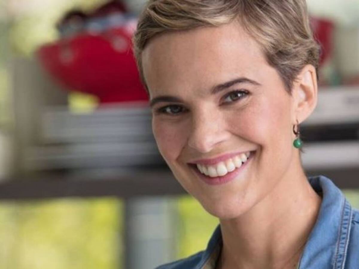 Viudo de Javiera Suárez organizó misa virtual para recordar a la periodista a un año de su partida