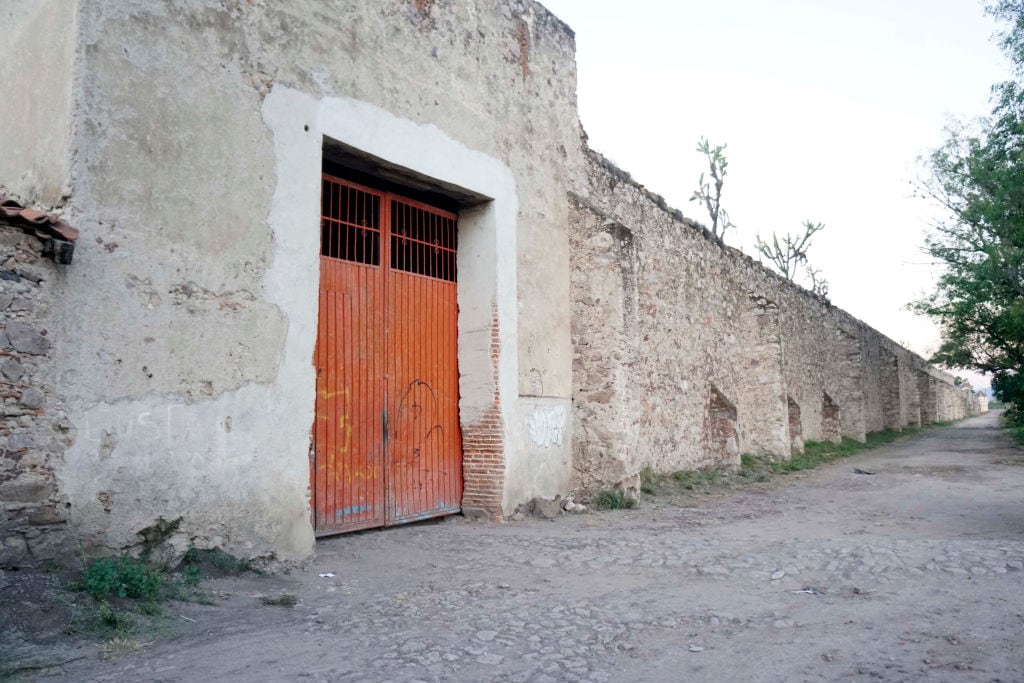 El recinto de la localidad de Salvatierra, en donde un grupo armado provocó una matanza en el estado de Guanajuato de México.