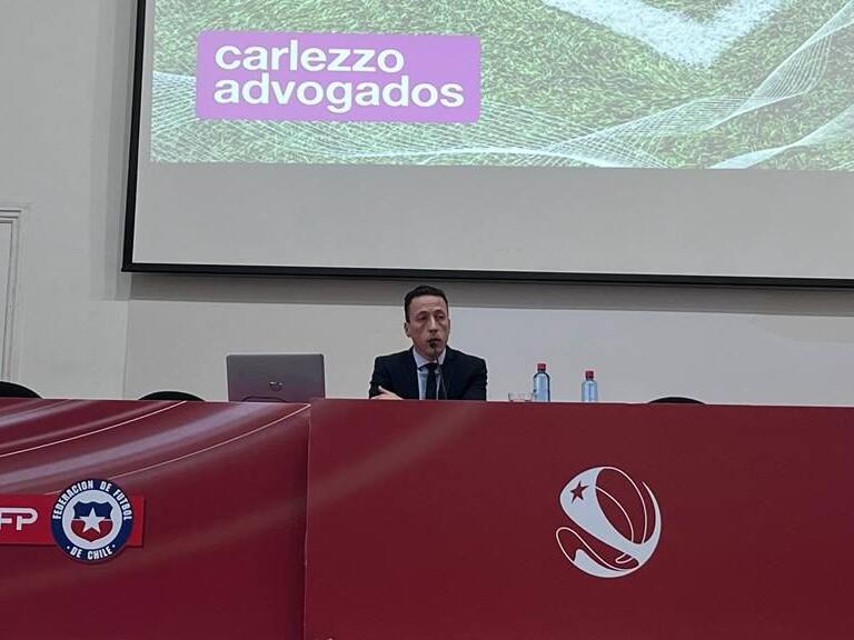 Eduardo Carlezzo presentó las evidencias del caso Byron Castillo: No existen huellas dactilares del jugador y no sabemos por qué