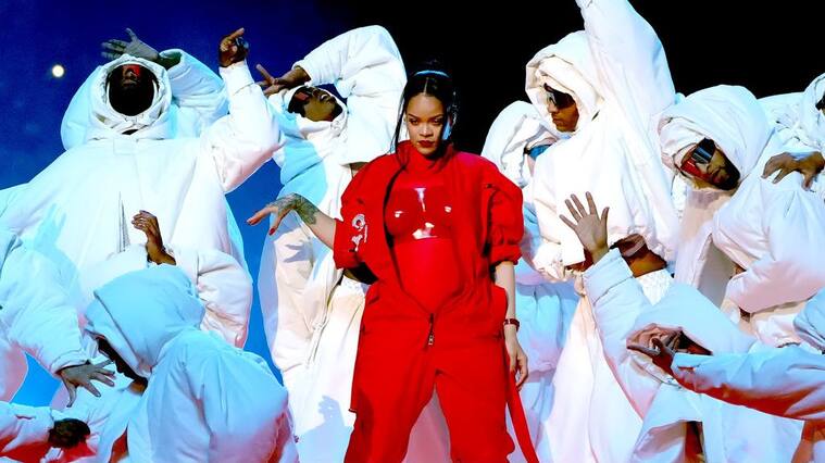 GLENDALE, ARIZONA - FEBRUARY 12: Rihanna performs during Apple Music Super Bowl LVII Halftime Show at State Farm Stadium on February 12, 2023 in Glendale, Arizona. (Photo by Kevin Mazur/Getty Images for Roc Nation)
