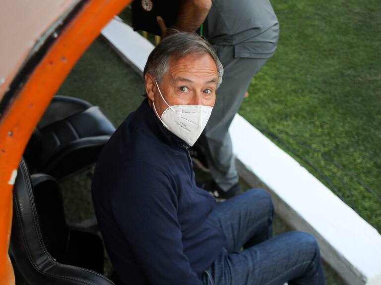 Ariel Holan Universidad Católica