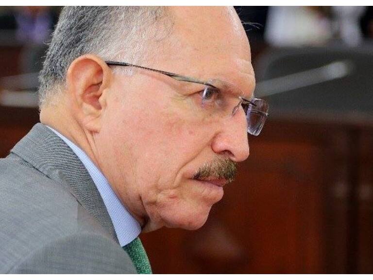 Fiscalía colombiana acusa de corrupción a su nuevo embajador en Chile