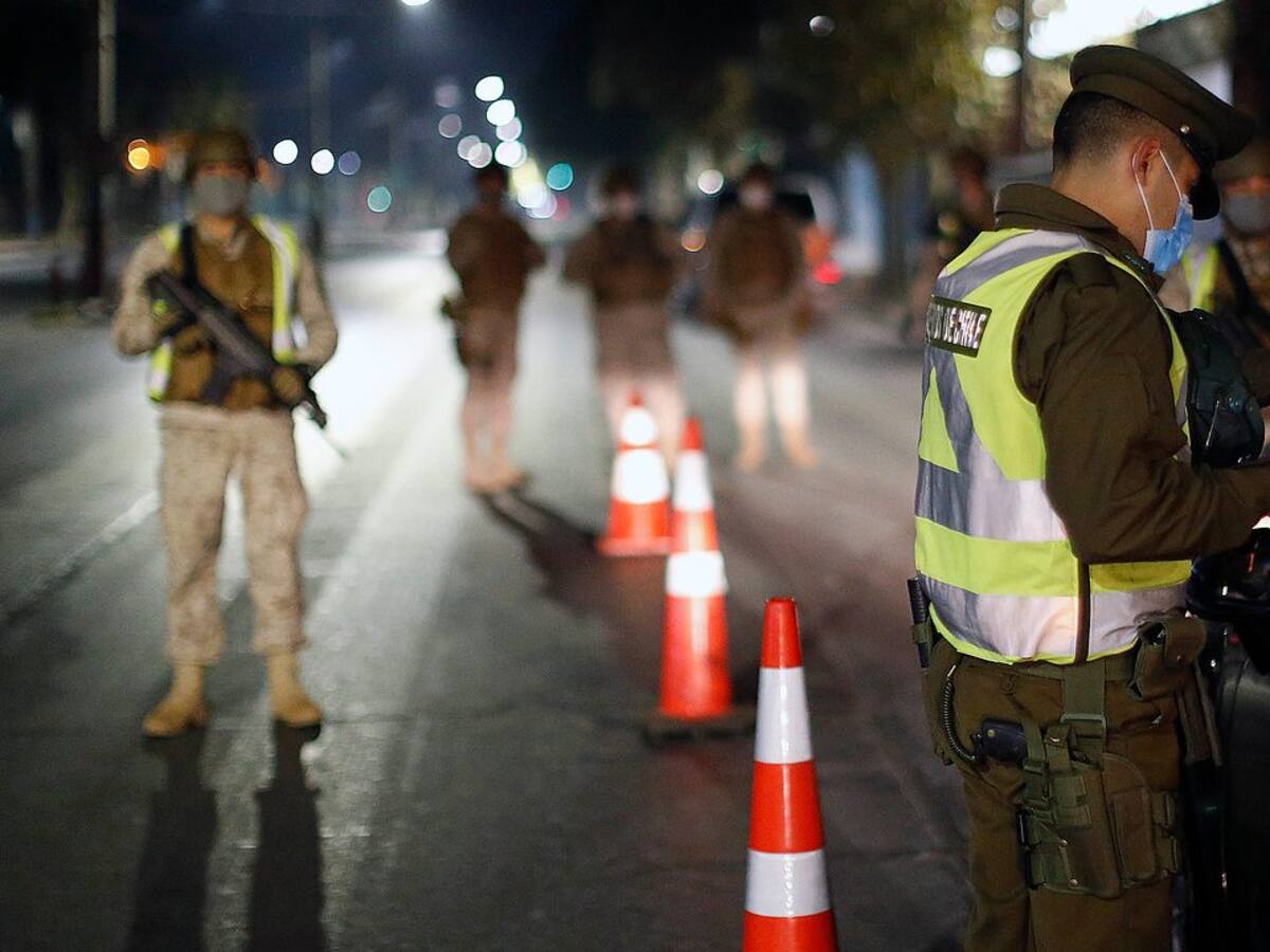 Carabineros informó que 627 personas quebrantaron el toque de queda