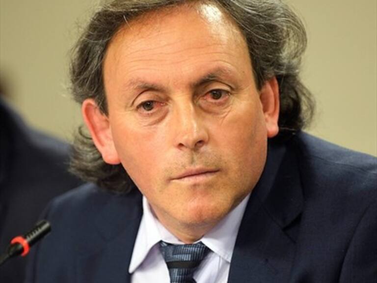 Fuentes guarda silencio en su declaración ante la Fiscalía por presunto financiamiento irregular