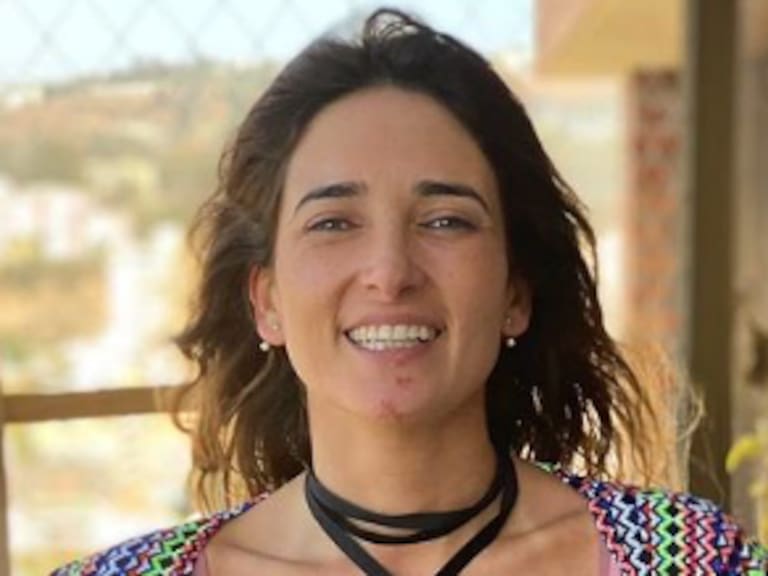 Camila Nash descargó Tinder y encontró pololo en la primera cita.