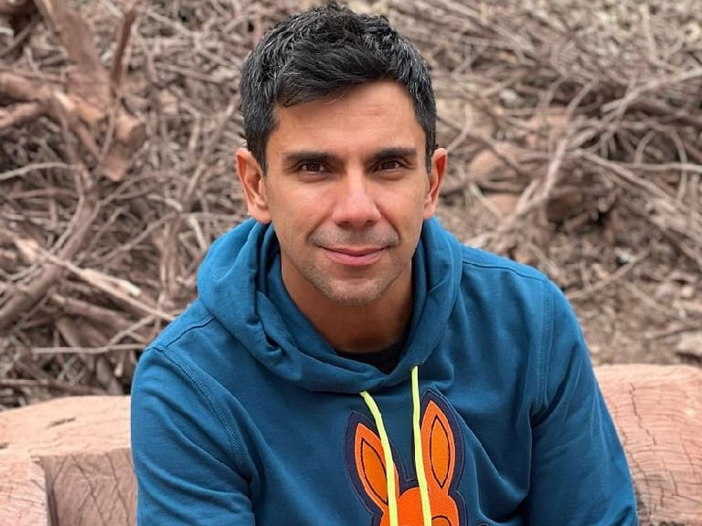 Juan Pablo Queraltó habló sobre lo difícil que ha sido grabar «El Último Pasajero» lejos de su familia