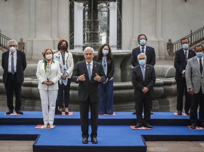 Presidente Piñera anuncia que más de cinco millones de personas han sido vacunadas contra el coronavirus / Agencia Uno
