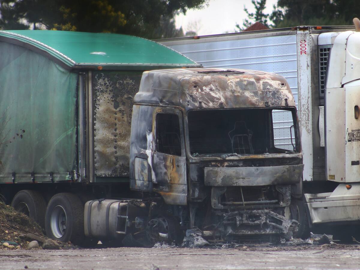 Confirman quema de dos camiones en la región del Biobío