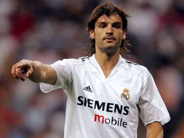 Fernando Morientes: Si tengo que elegir a un chileno me quedo con Iván Zamorano