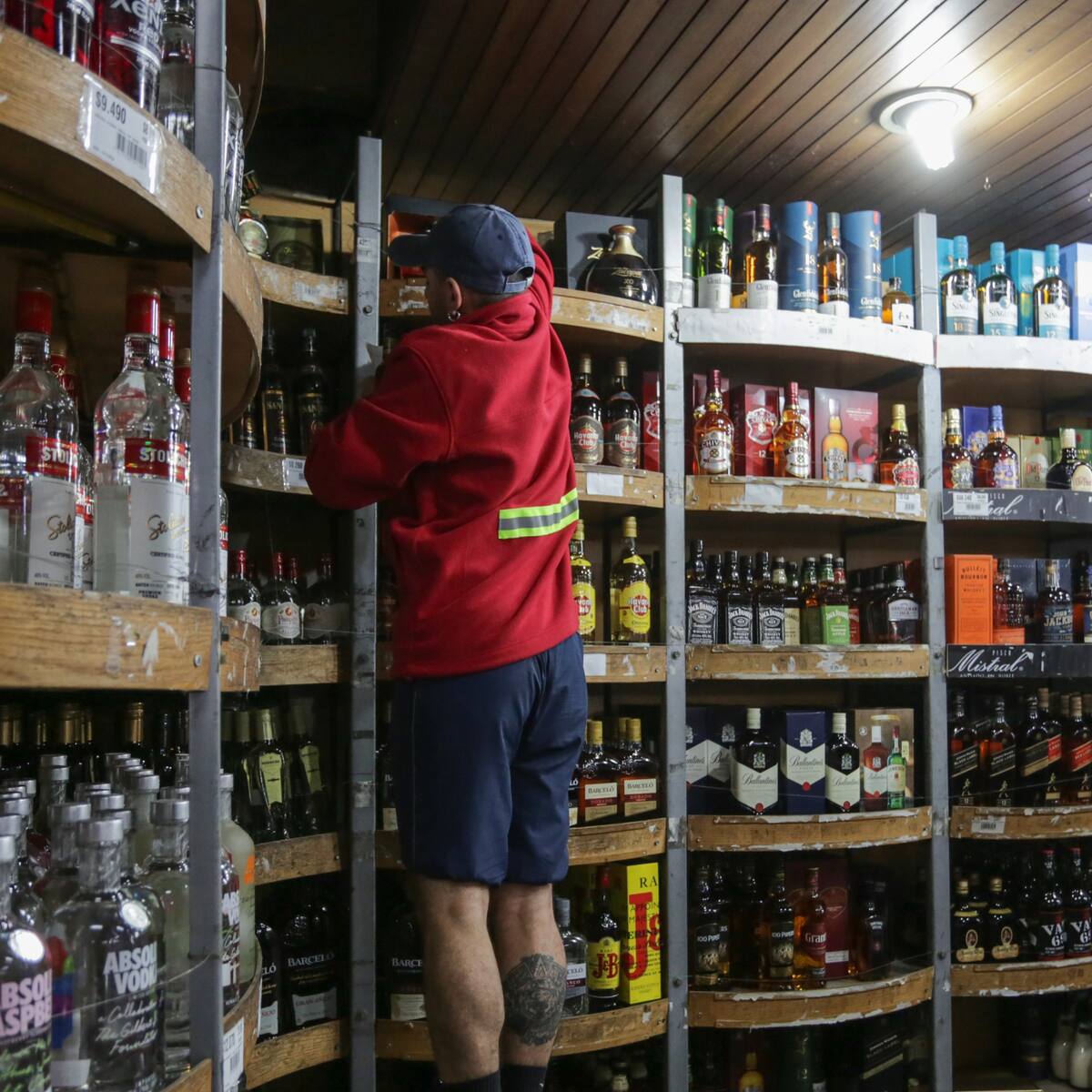 ¿Se puede vender alcohol el día de las Elecciones Presidenciales 2025? Esto dice la norma