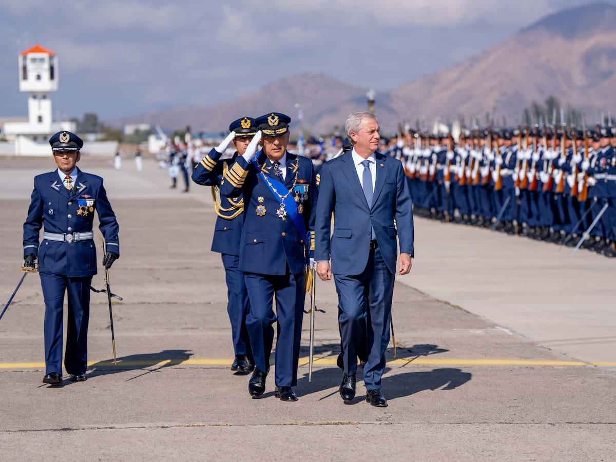 Presidente Kast encabeza el 96° aniversario de la FACh y destaca su rol en la defensa: “Tenemos que sentirnos tranquilos”