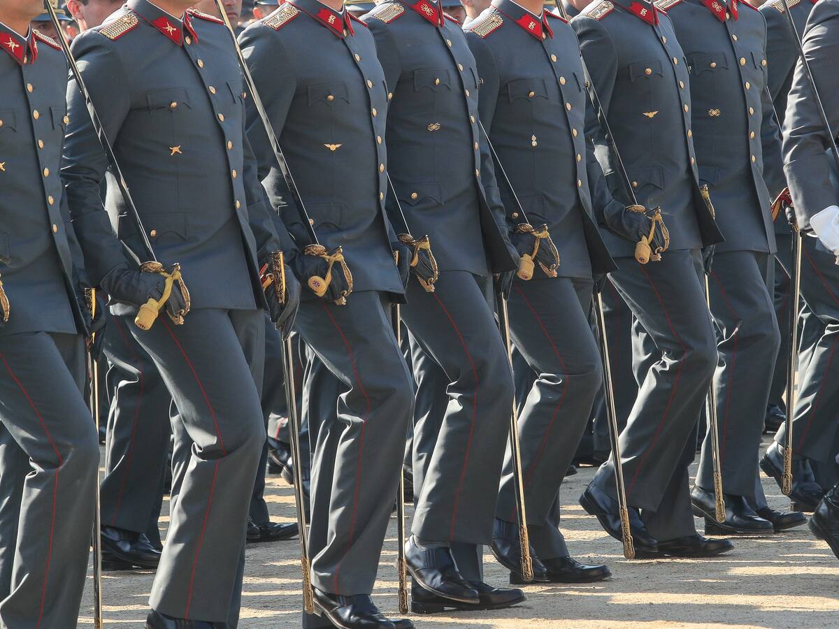 Lo expulsaron y lo dejaron sin pensión: hijo de excomandante Fuente-Alba acusa represalias tras denunciar corrupción en el Ejército