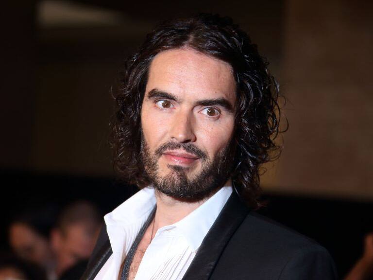 El momento más complicado de Russell Brand: las acusaciones de abuso sexual que hacen tambalear su carrera