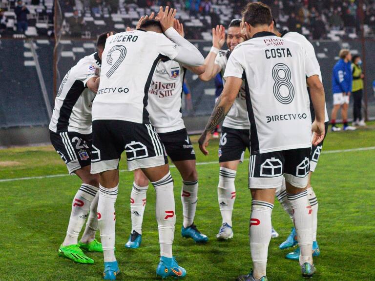 Colo Colo recibe propuesta para jugar amistosos en Australia