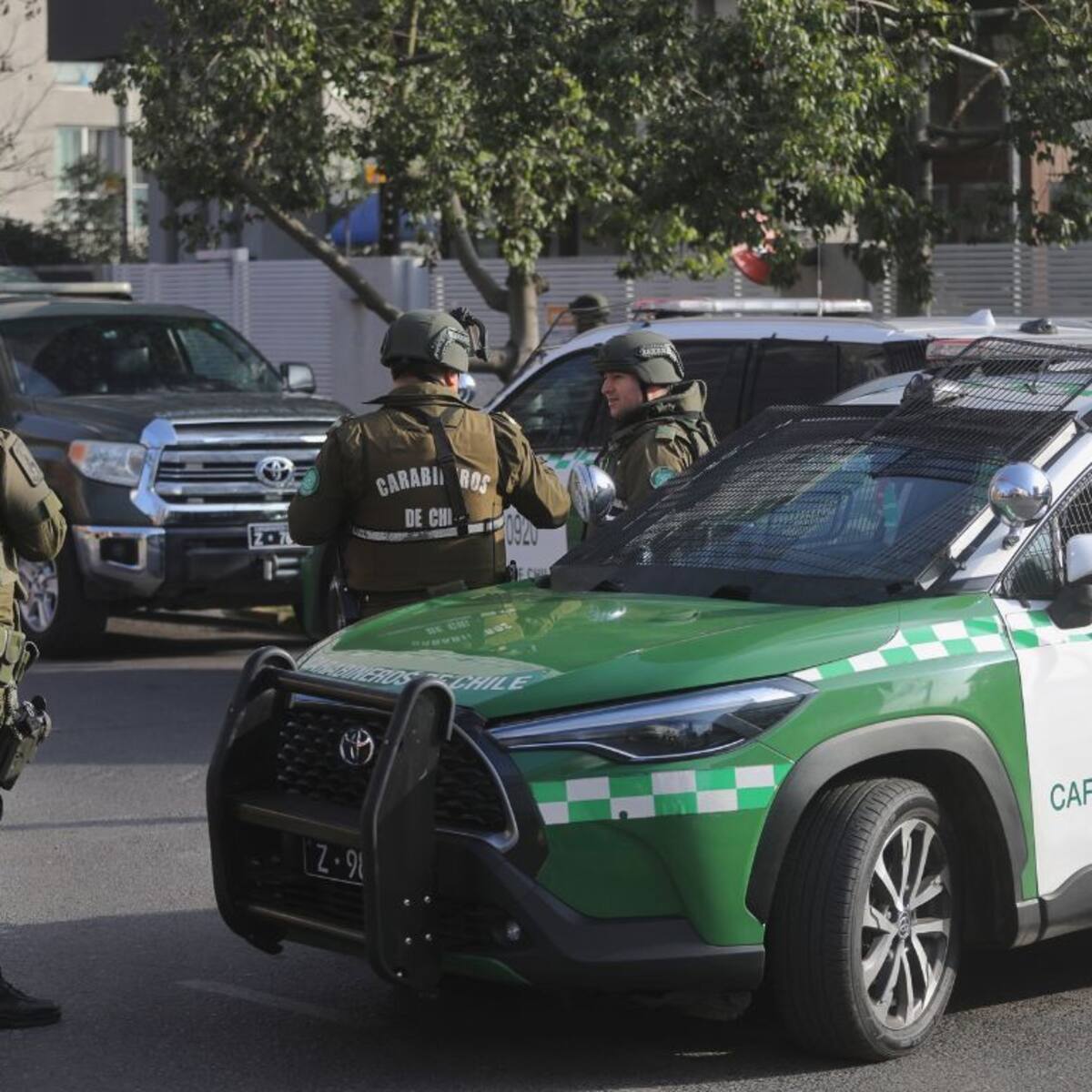 Adulto mayor es baleado tras resistirse a encerrona en Maipú: delincuentes lo interceptaron en semáforo