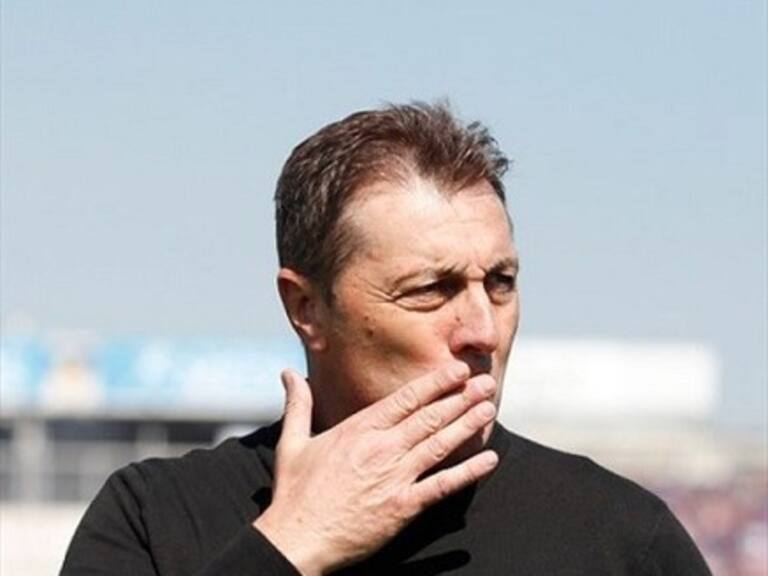 Kudelka asegura que la U no logra ganarle a Colo Colo en el Monumental «por un miedo institucional»