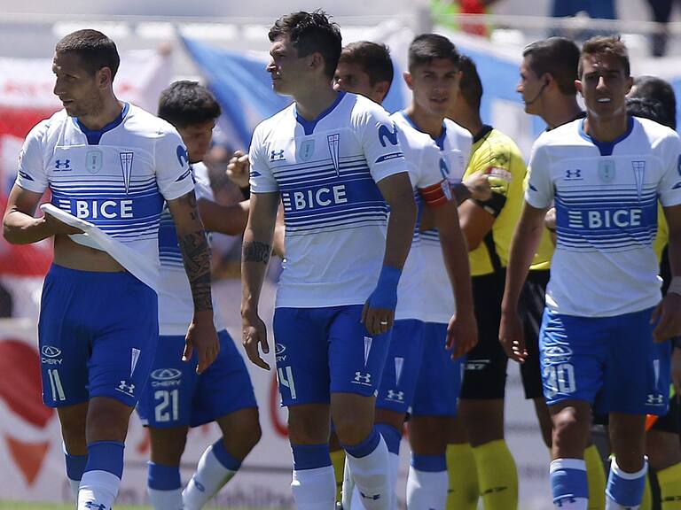 Universidad Católica da 15 días de feriado legal al plantel y mantiene las remuneraciones