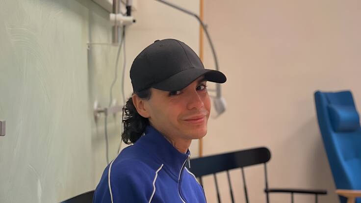 Con un dolor terrible: Leo Méndez Jr. es internado de urgencias tras cirugía en la que le extirparon un órgano