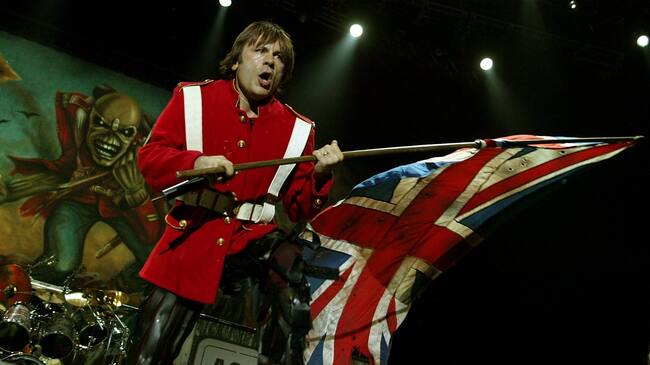 SAN BERNANDINO, CA - AUGUST 20: Singer Bruce Dickinson of Iron Maiden performs at Ozzfest 2005 at the Hyundai Pavilion on August 20, 2005 in San Bernandino, California. (Photo by Karl Walter/Getty Images)