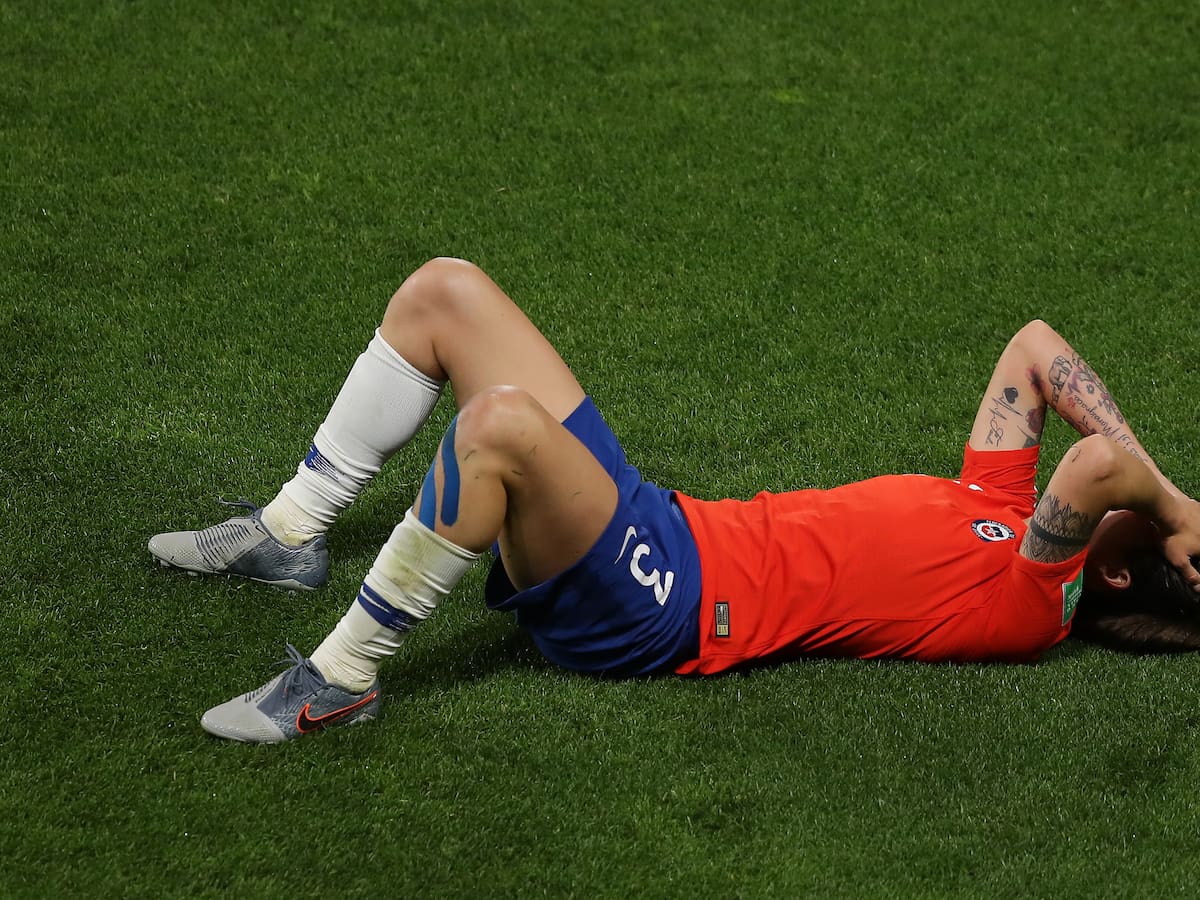 Leyenda de La Roja anuncia su retiro del fútbol: “Nunca imaginé que llegaría esta día”