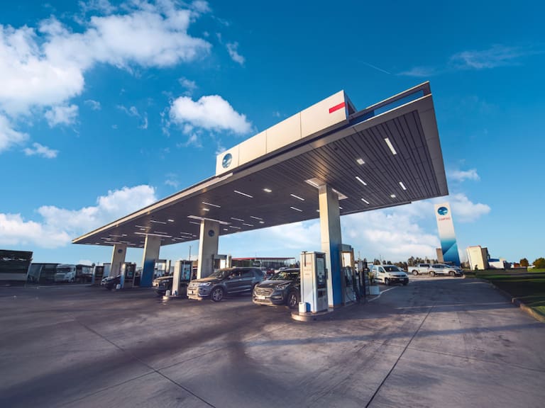 Copec baja hoy 17 de junio $100 por litro a todo Chile: la señal que vale adelantar la carga