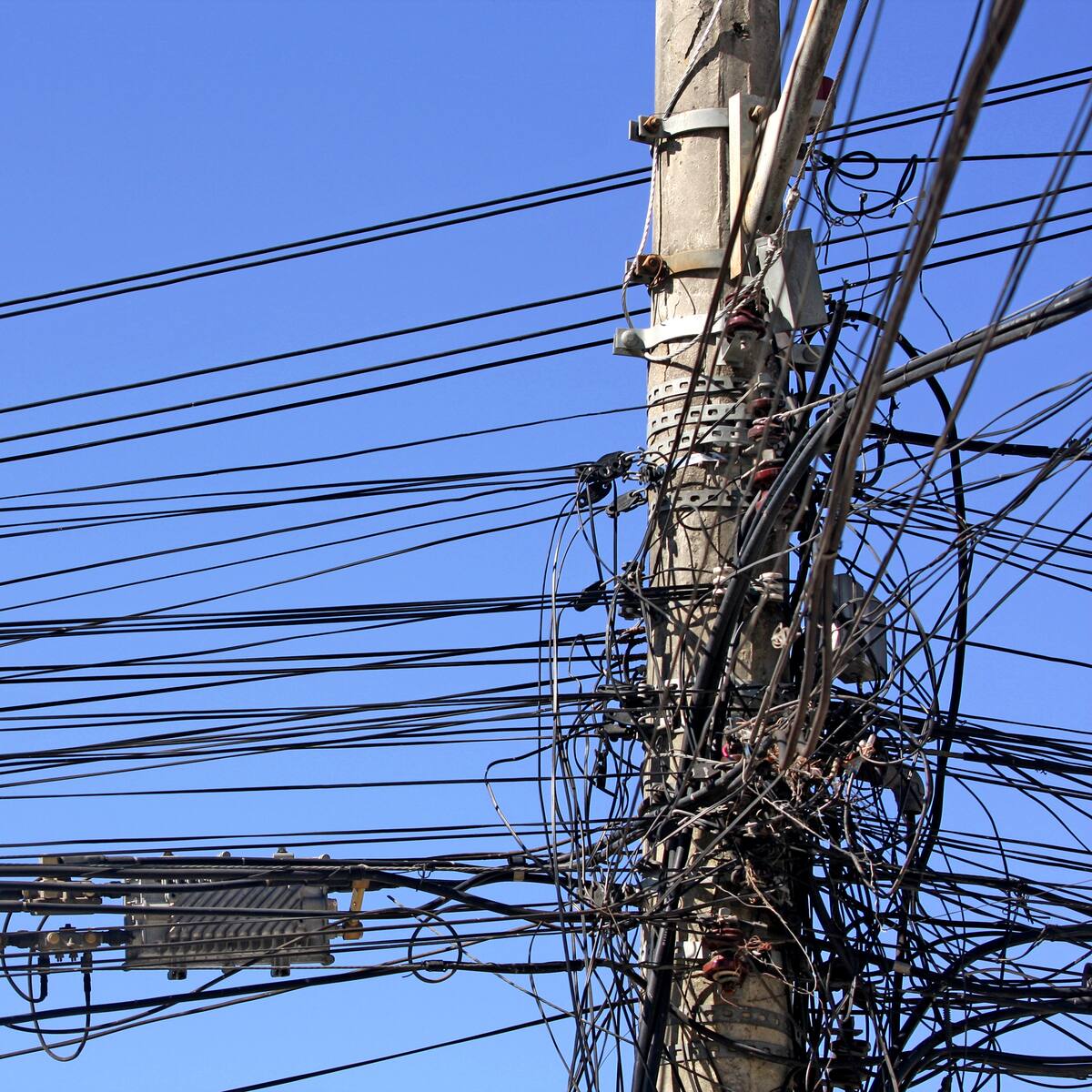 Investigan muerte de hombre que habría intentado robar cables eléctricos en Quilicura