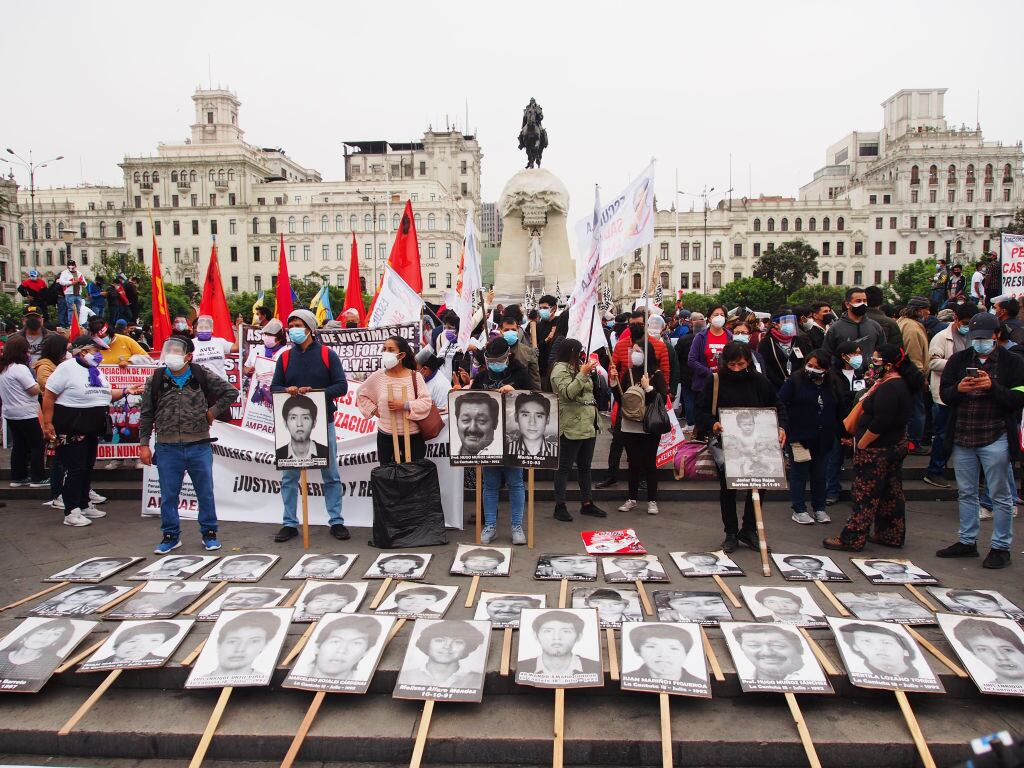 Manifestación en contra de Keiko Fujimori en plena campaña electoral