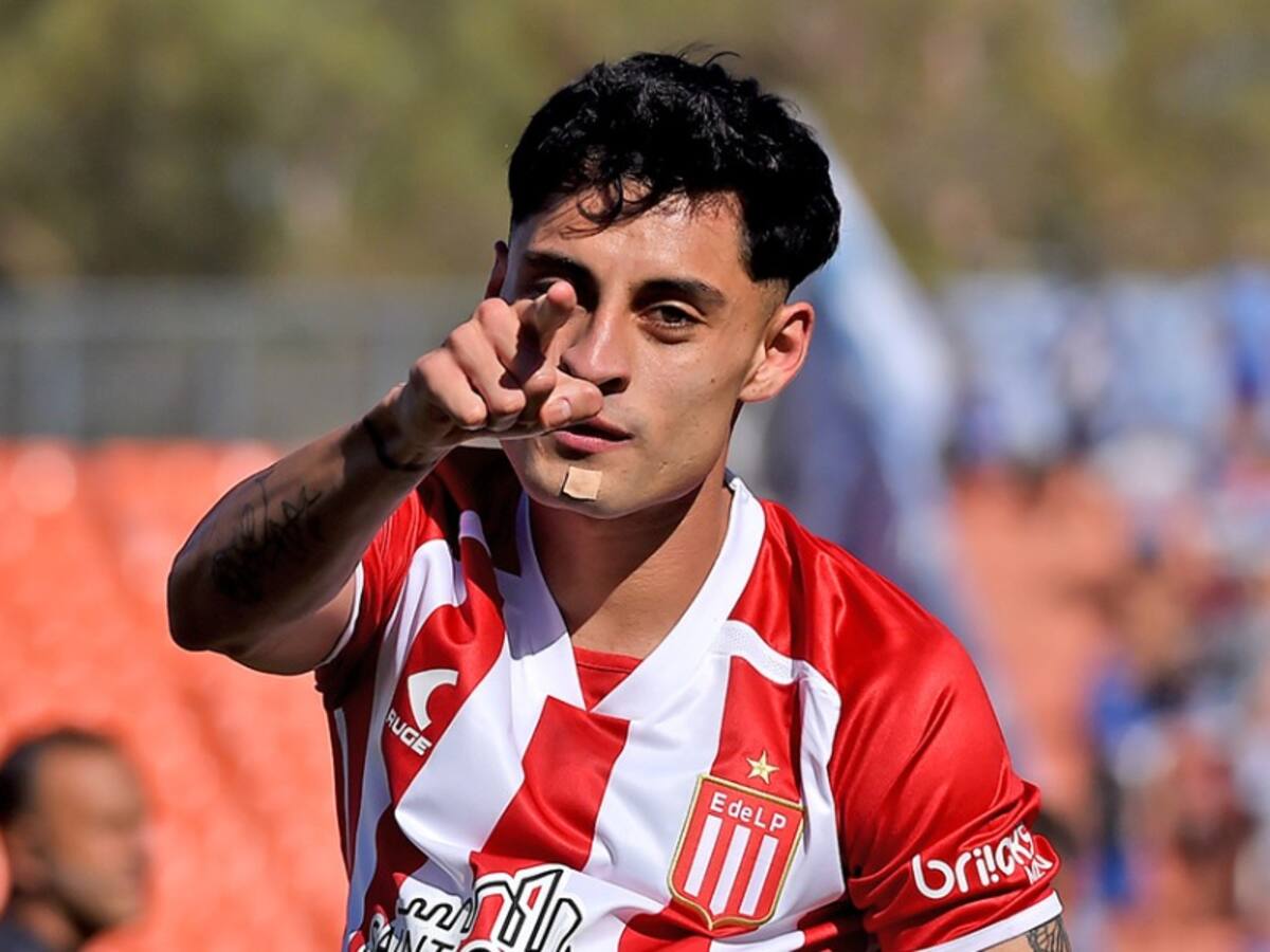 Enganche, y a celebrar: Javier Altamirano anota su primer gol en Argentina y corta racha de Godoy Cruz