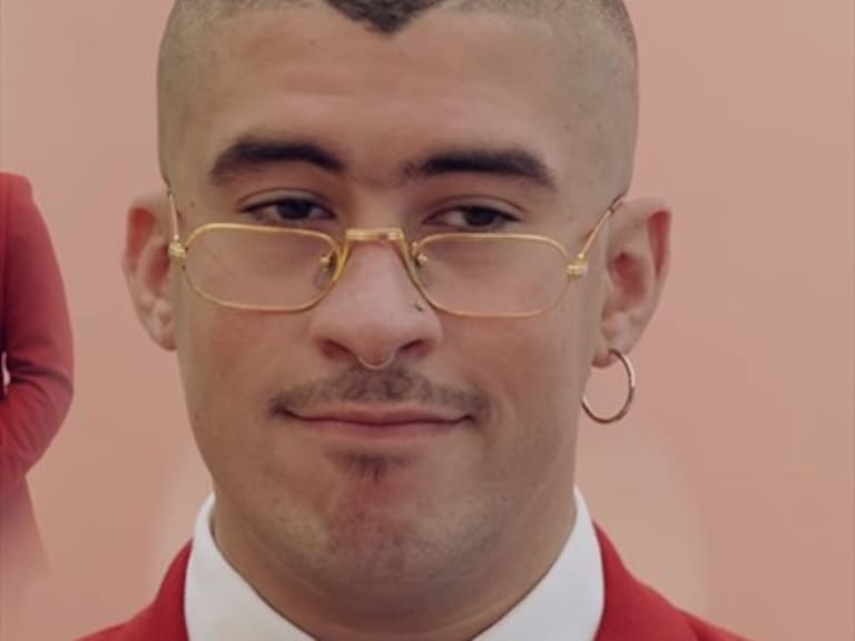 Bad Bunny le dedicó un bolero a los padres en su día