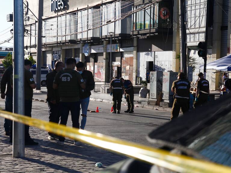 Encuentran vehículo involucrado en la balacera del pasado martes en Plaza de Maipú