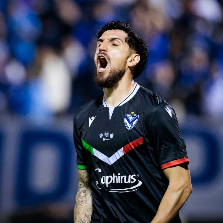 Diego Valdés sigue encendido en Argentina: así fue su primer gol del año con Vélez Sarsfield