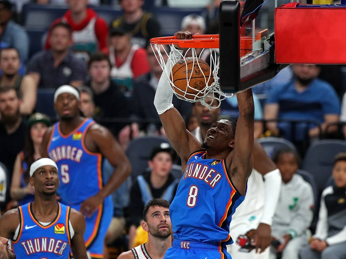 Los Thunder logran una gran remontada ante los Grizzlies y quedan a un triunfo de la barrida en los playoffs de la NBA